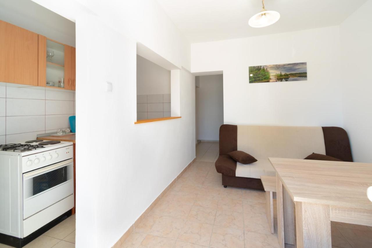 Apartmani Ajp Posedarje Buitenkant foto