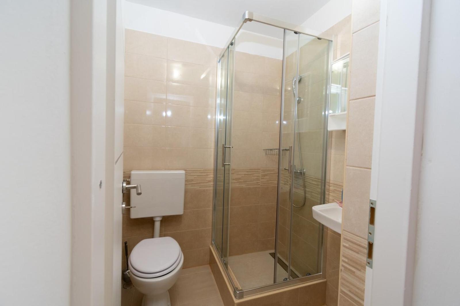 Apartmani Ajp Posedarje Buitenkant foto